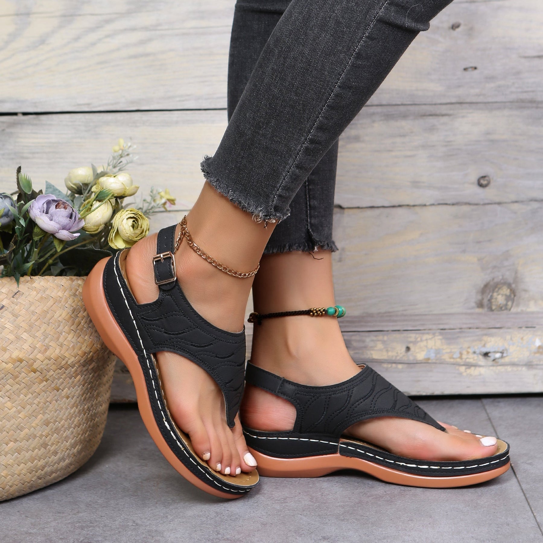 Nira Lightweight Comfortable Sandals