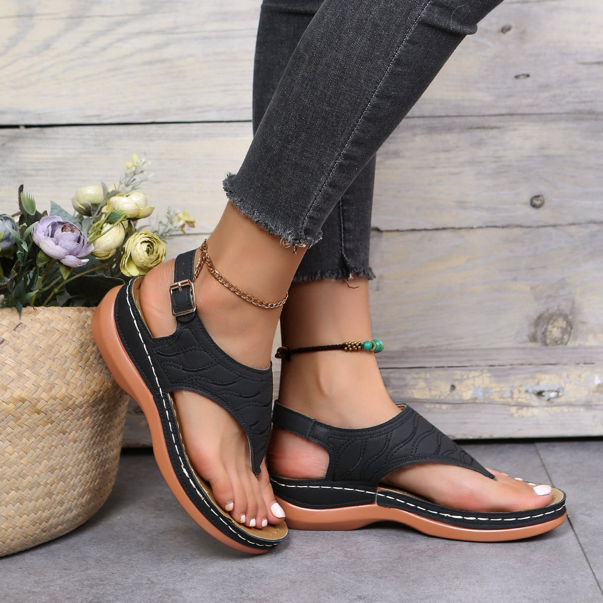 Nira Lightweight Comfortable Sandals