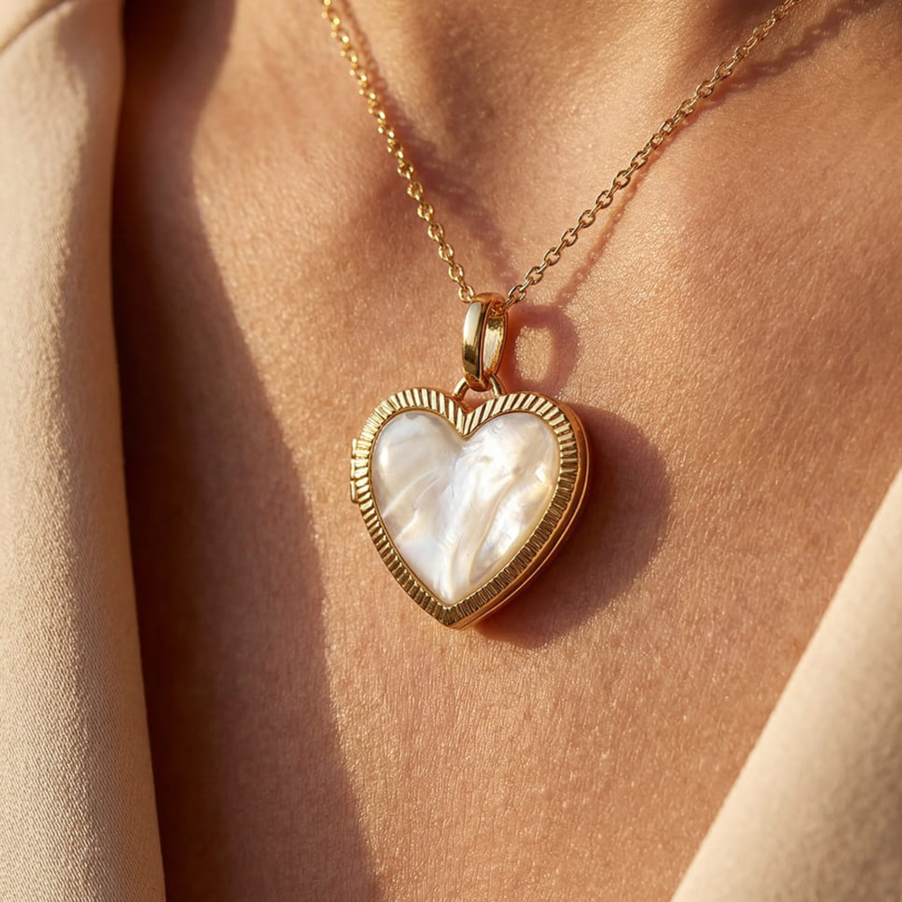 Custom Photo Heart Locket Necklace