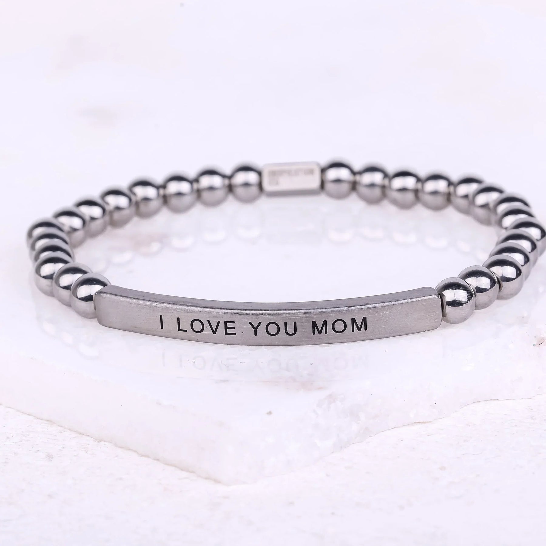 I LOVE YOU MOM