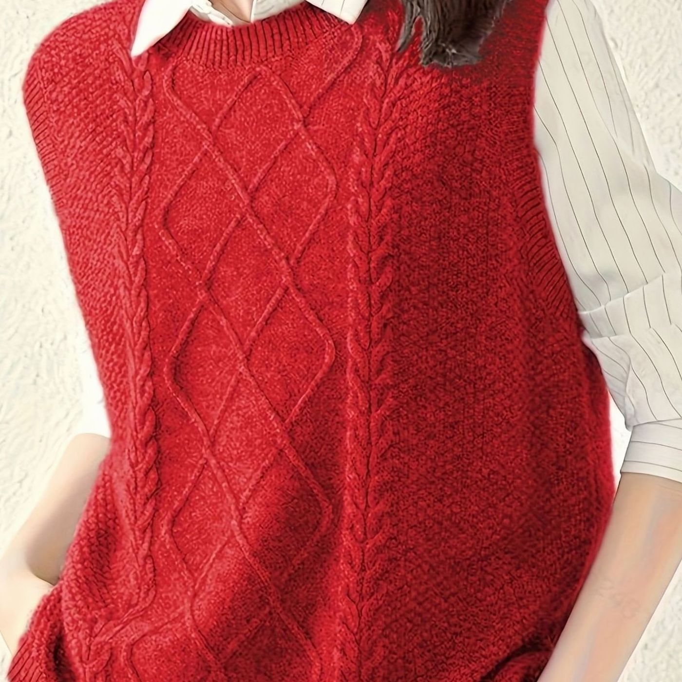 Penelope | Women's Cable-Knit Sleeveless Sweater Vest Round Neck