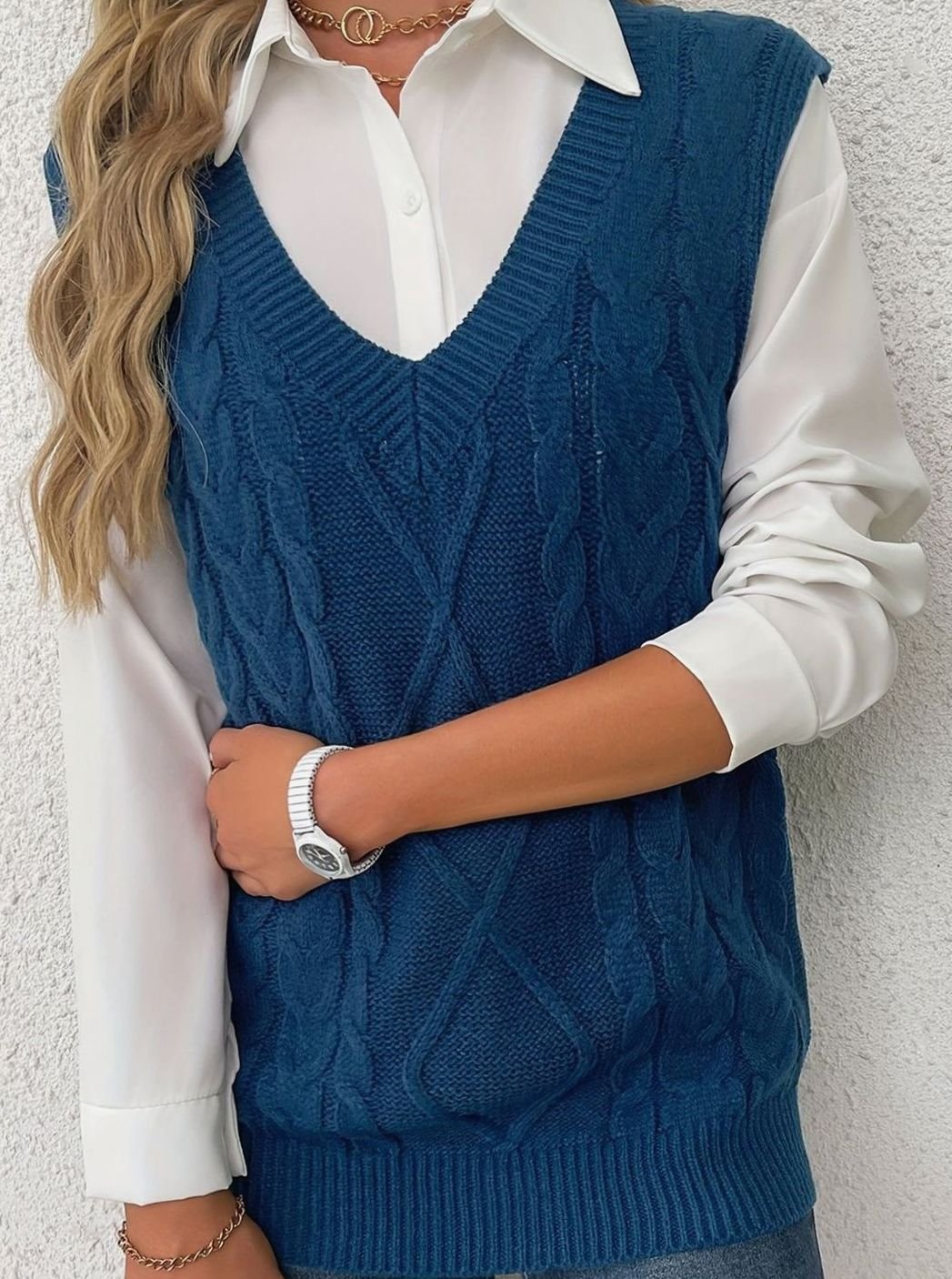Camila | Women's Cable-Knit V-Neck Sweater Vest Relaxed Fit