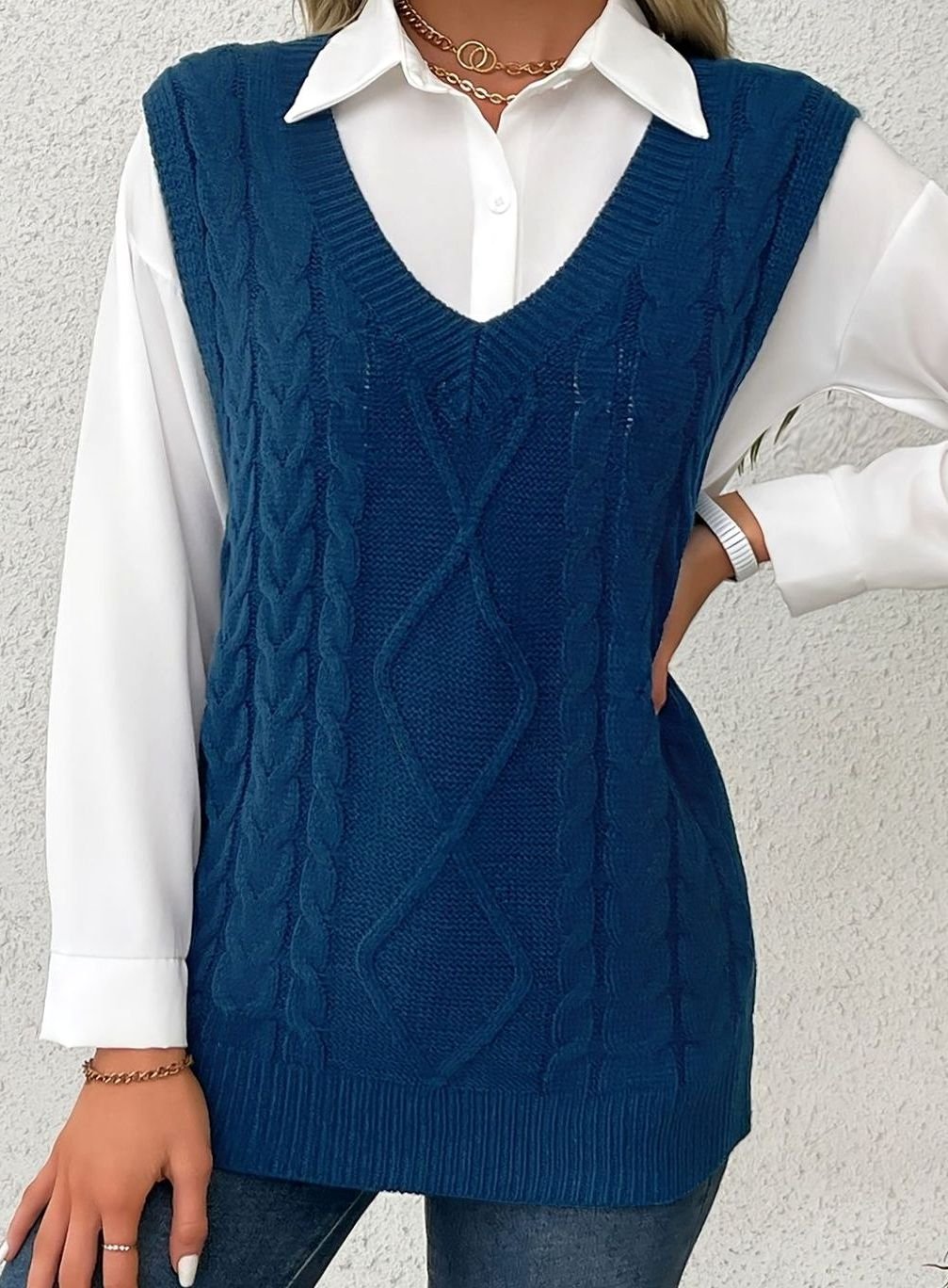 Camila | Women's Cable-Knit V-Neck Sweater Vest Relaxed Fit