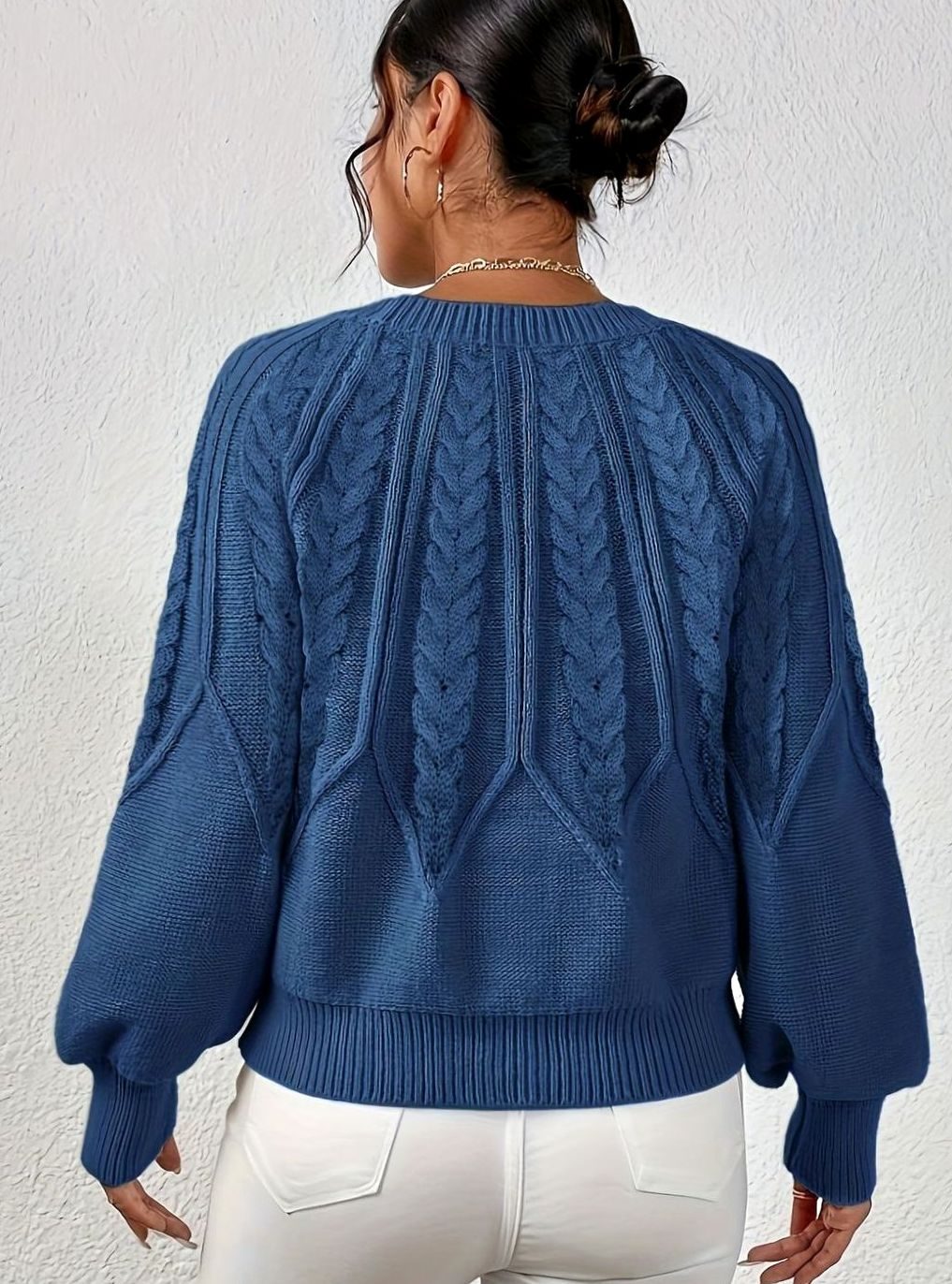 Sophia | Women's Relaxed Cable-Knit Lantern Sleeve Sweater